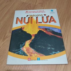 Volcano Núi Lửa - Lisa Magloff
