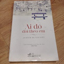 Ai Đó Dõi Theo Em - Judith McNaught