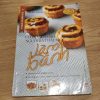 Cuốn Sách Cho Người Bắt Đầu Học Làm Bánh - Đình Bình, Đình Trung