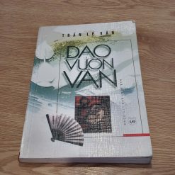 Dạo Vườn Văn - Trần Lê Văn