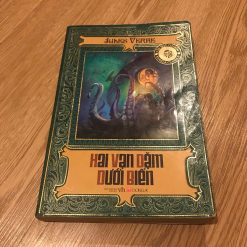 Hai Vạn Dặm Dưới Biển - Jules Verne