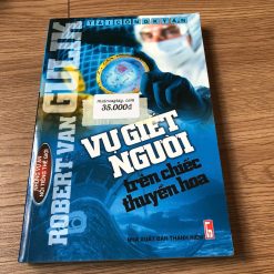 Vụ Giết Người Trên Chiếc Thuyền Hoa - Robert Van Gulik