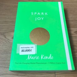 Spark Joy: An Illustrated Guide To The Japanese Art Of Tidying - Marie Kondo