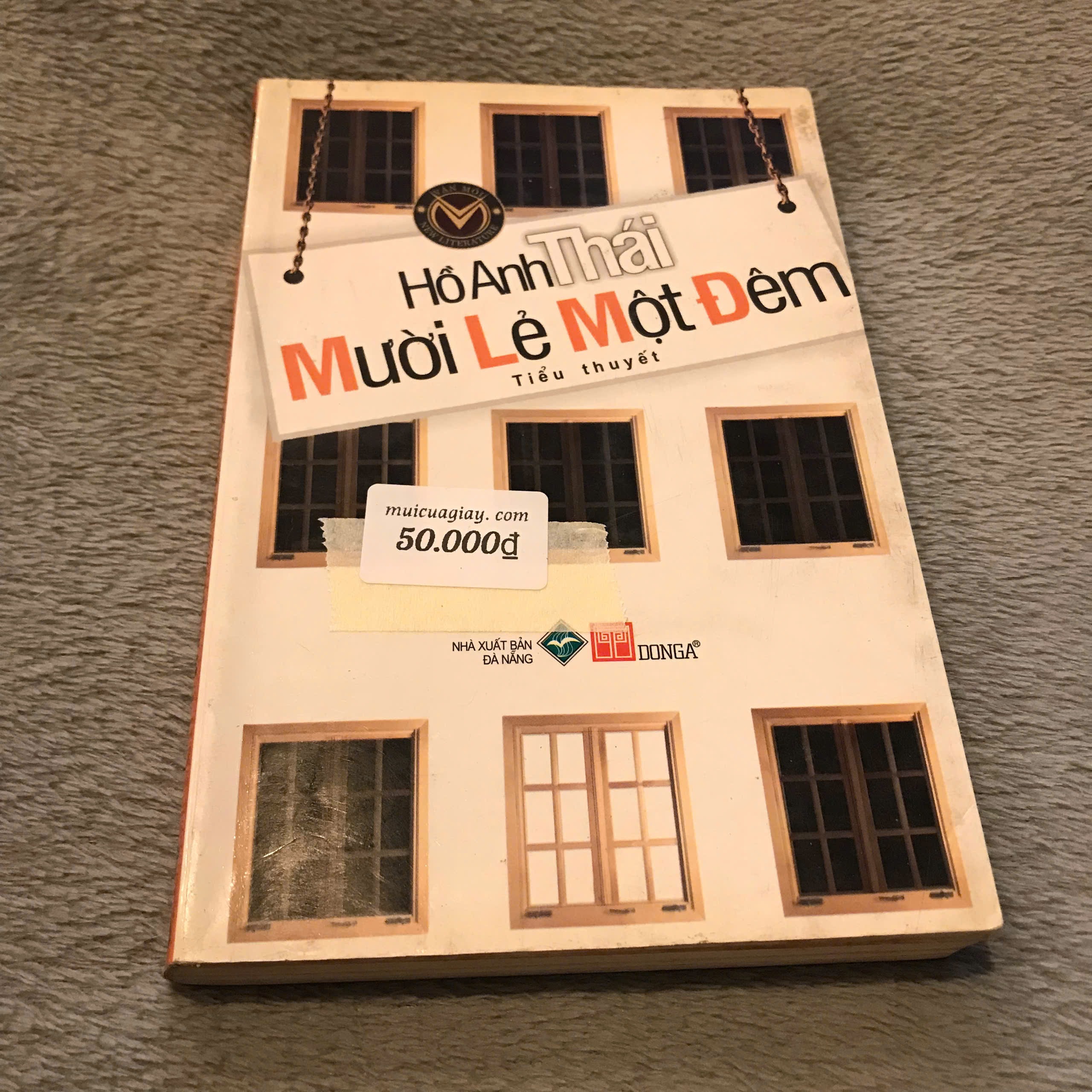 Mười Lẻ Một Đêm - Hồ Anh Thái
