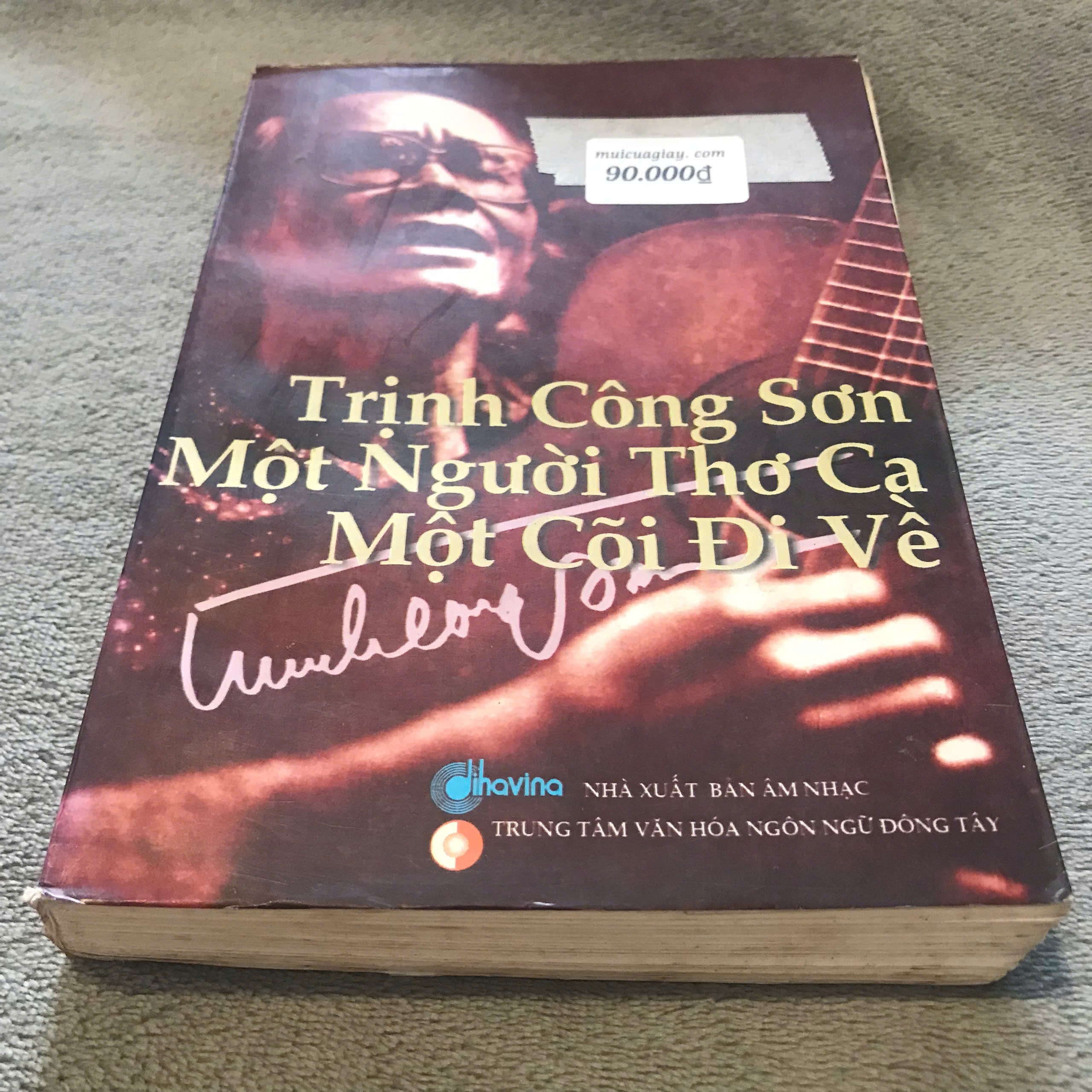 Trịnh Công Sơn Rơi Lệ Ru Người - Nhiều Tác Giả