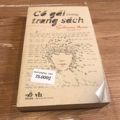 Cô Gái Trong Trang Sách - Guillaume Musso